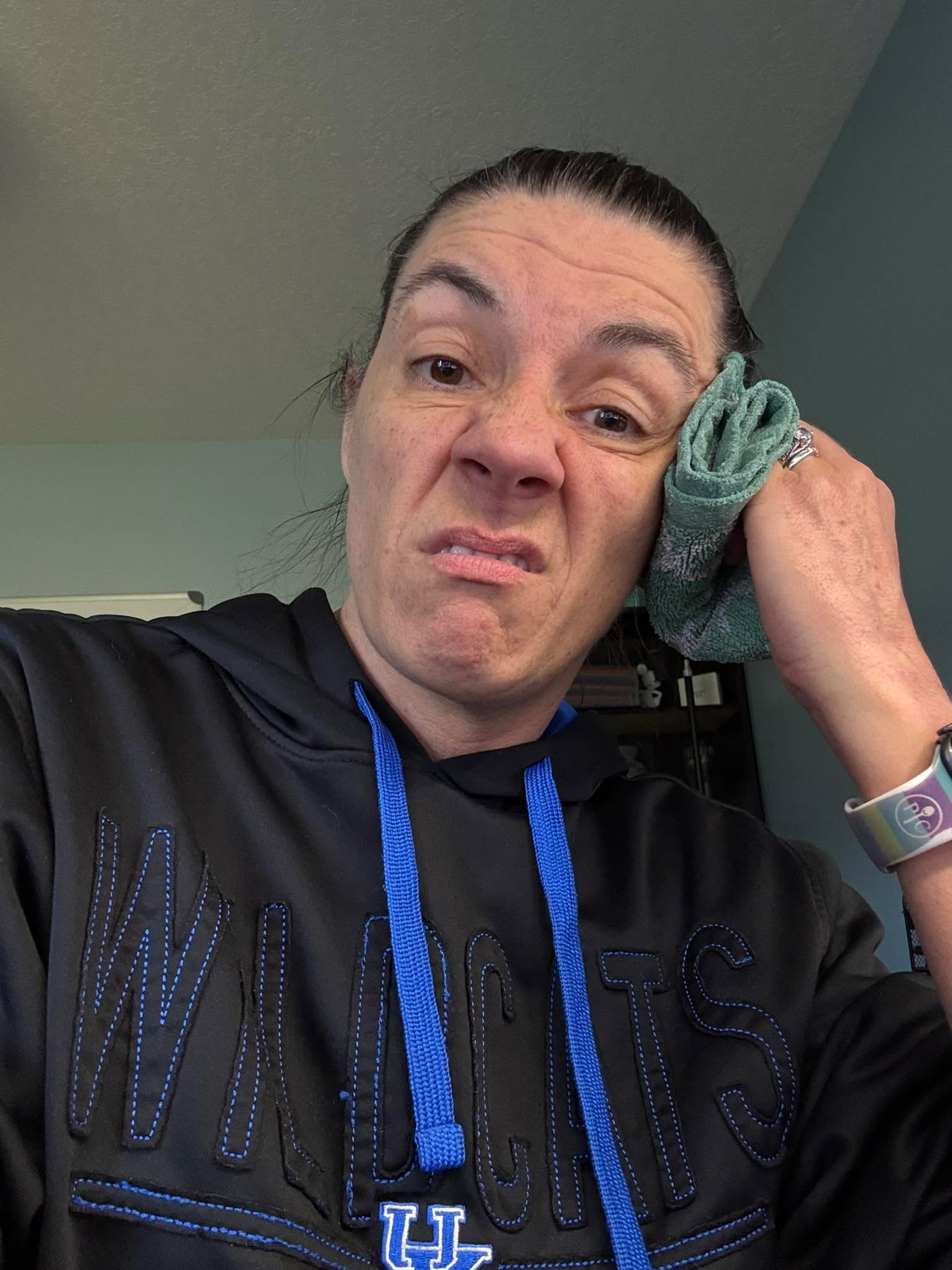 You ever get something totally random and ridiculous like swimmer’s ear, even though you haven’t been anywhere near a pool?! 💦

Yep. That’s me right now. Rocking the “warm-towel-to-the-ear” look and wondering how this even happened. Apparently, my ear just decided it wanted to be dramatic this week. 🙄

So if you need me, I’ll be over here giving major “ugh” energy and hoping this clears up super fast.

👉 What’s the most random thing your body’s ever decided to do for no reason at all?